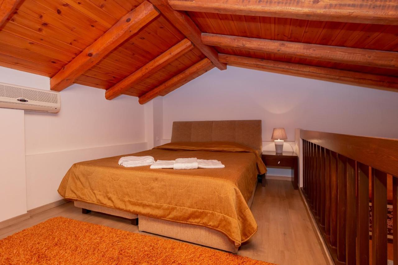 Ahilion Hotel Kalavryta Luaran gambar