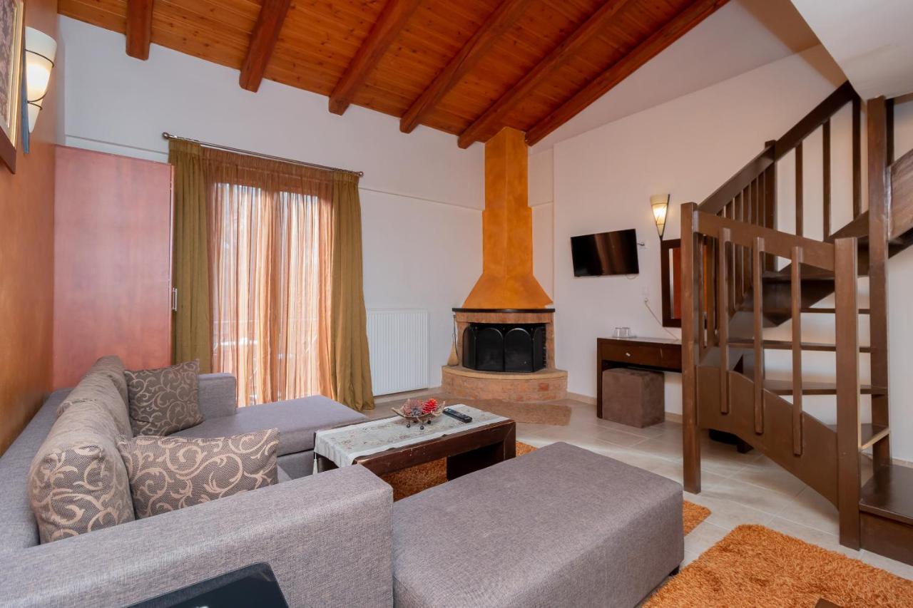 Ahilion Hotel Kalavryta Luaran gambar