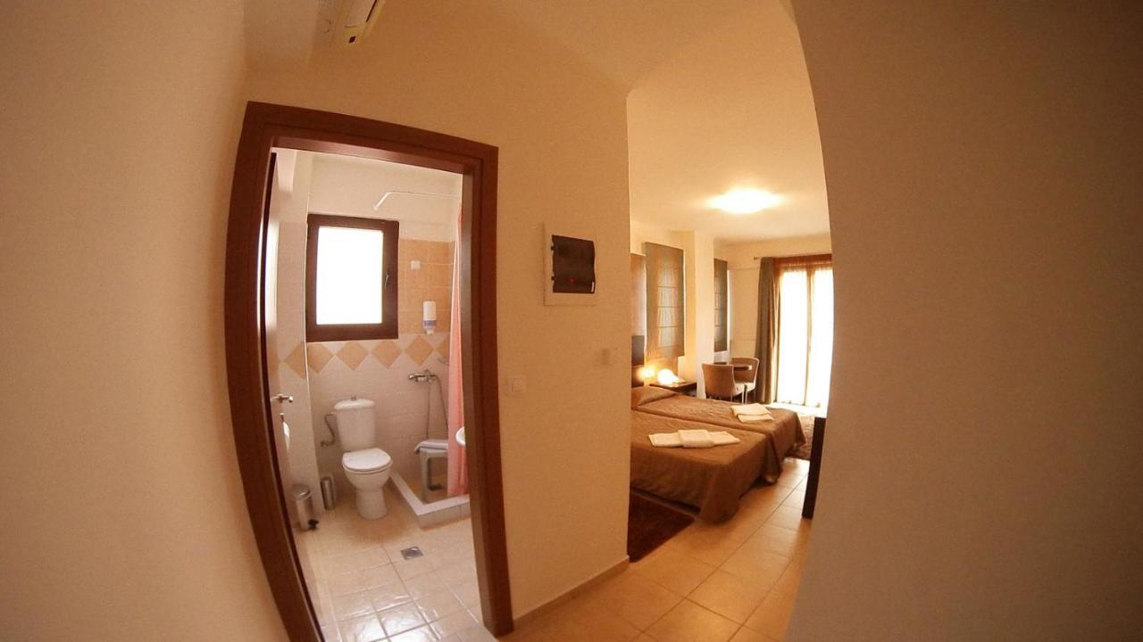 Ahilion Hotel Kalavryta Luaran gambar