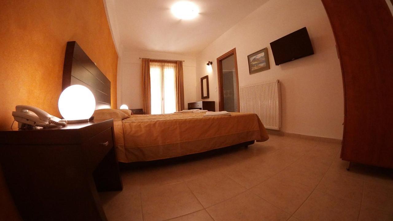 Ahilion Hotel Kalavryta Luaran gambar