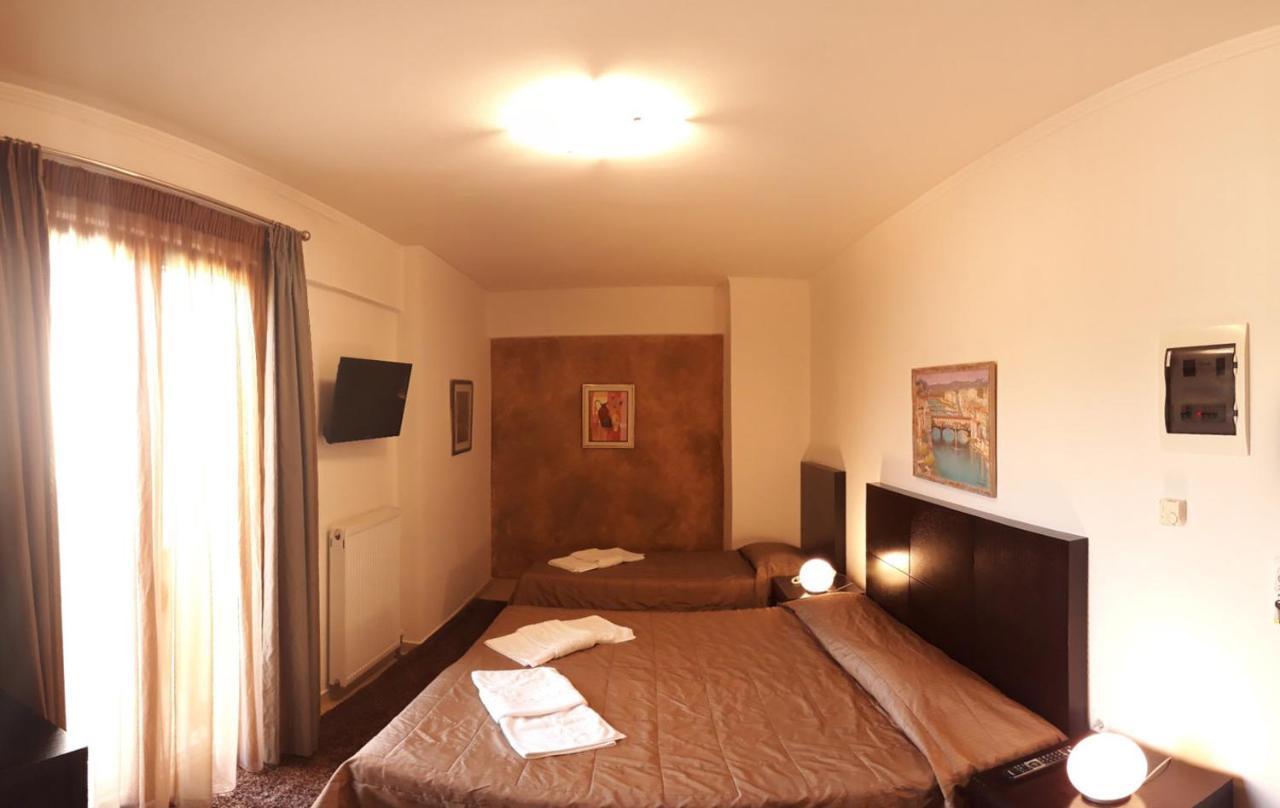 Ahilion Hotel Kalavryta Luaran gambar